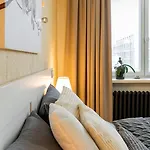 Old Town Vintage Sturova Daire