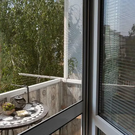 Old Town Vintage Sturova